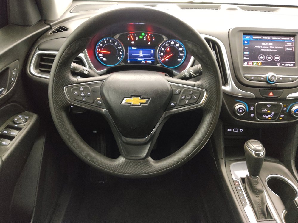 Used 2020 Chevrolet Equinox LT image 22