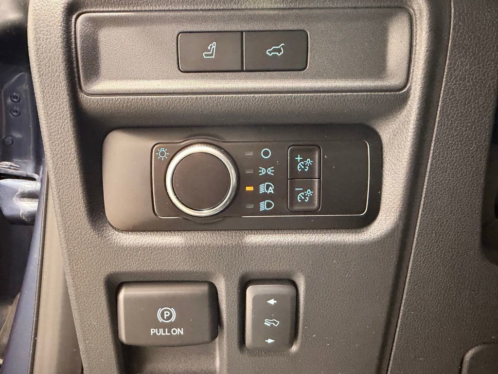 Used 2023 Ford Expedition XLT image 22