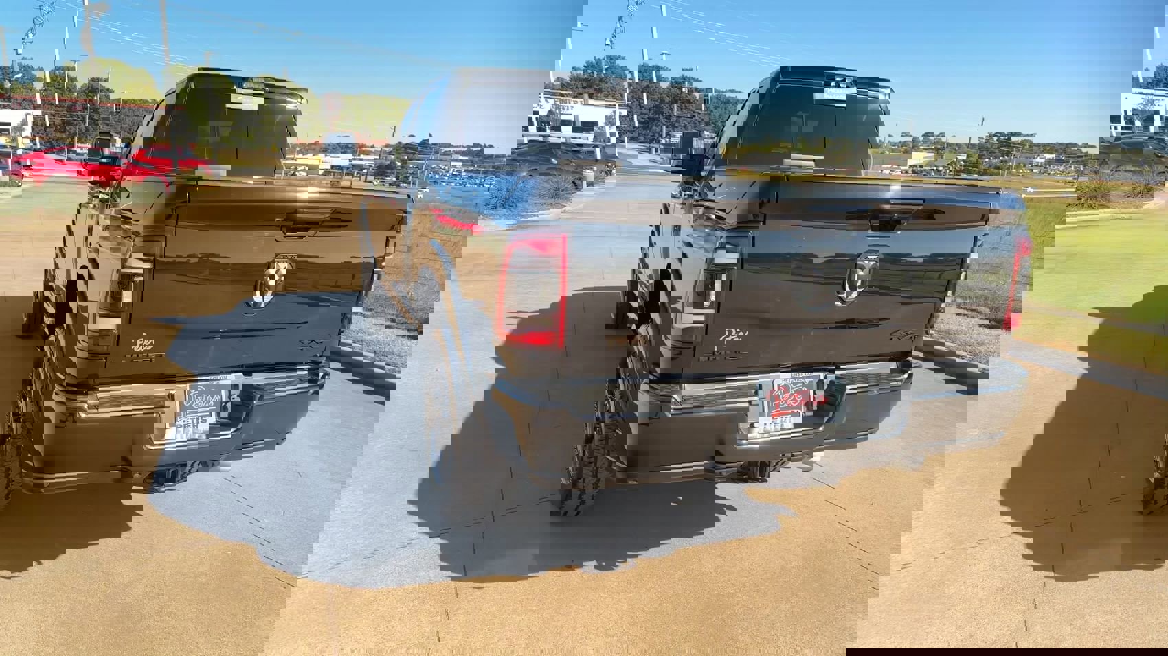 Used 2024 RAM 2500 Limited image 7