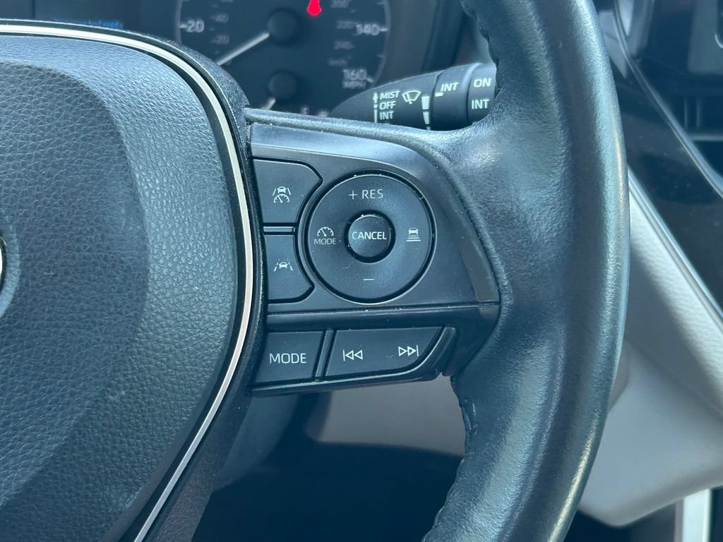 Certified 2023 Toyota Corolla Cross LE FWD image 34