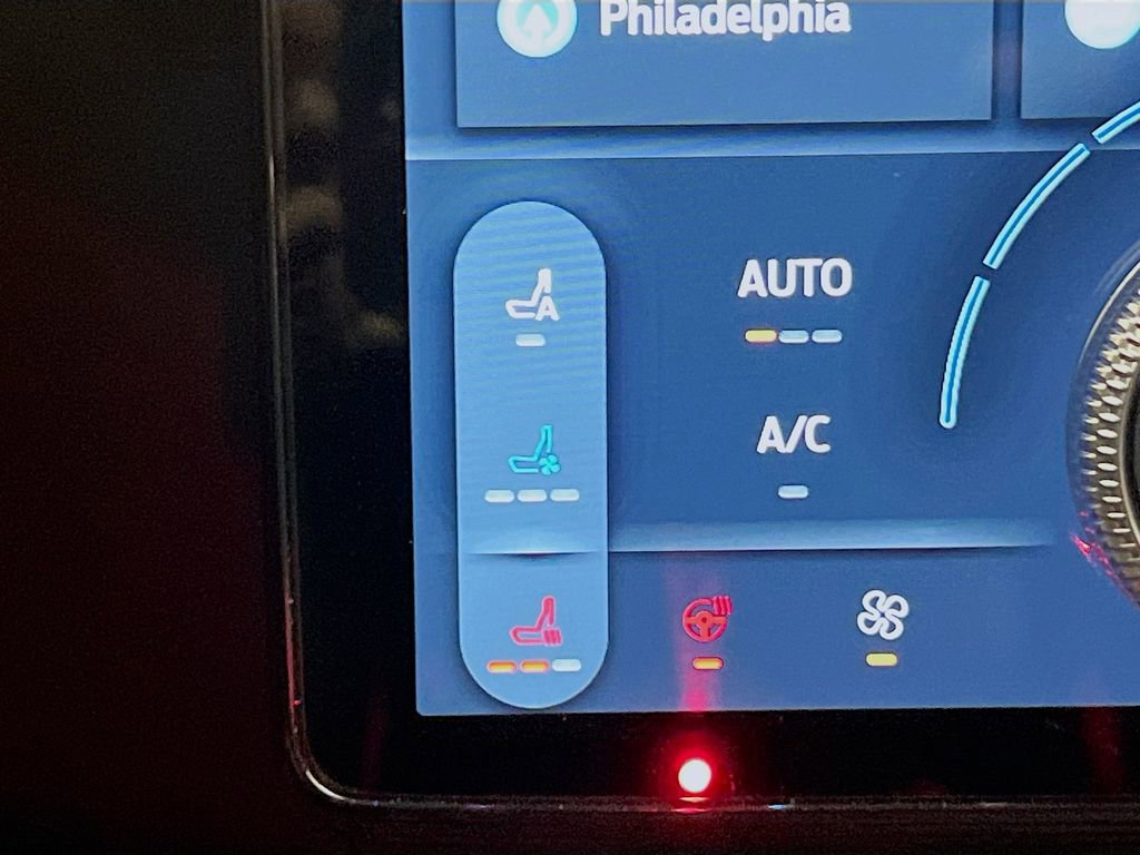 Used 2025 Ford Mustang Mach-E Premium image 26