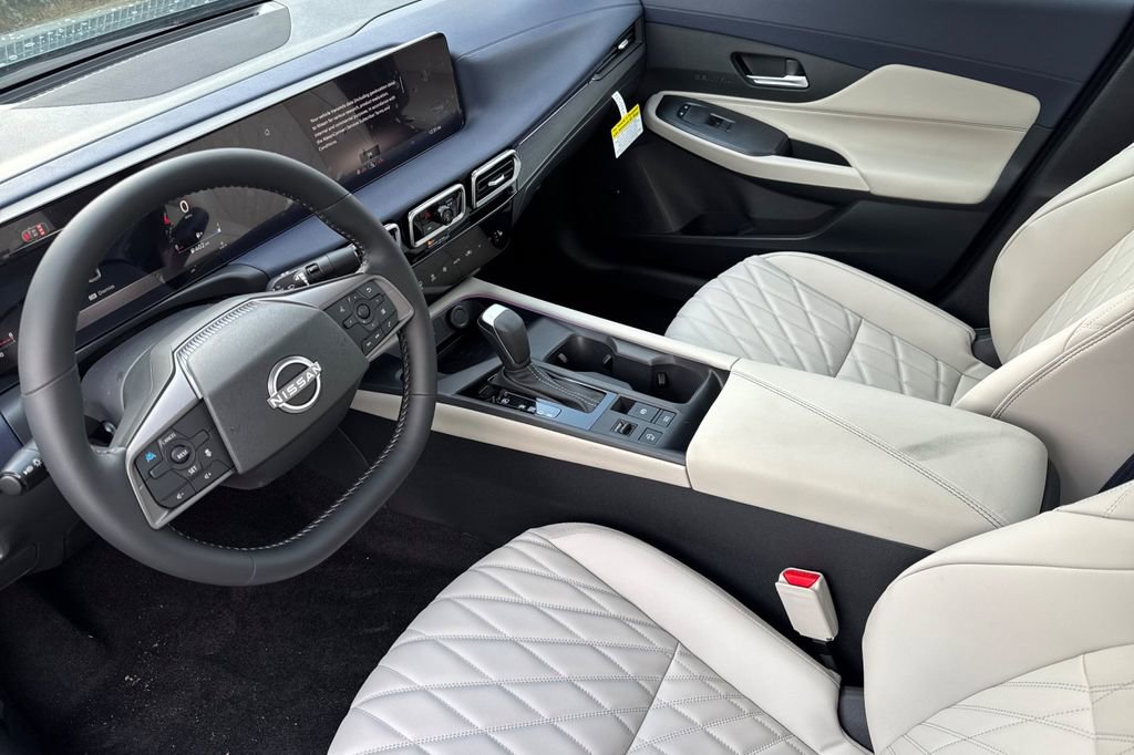 New 2026 Nissan Sentra SL w/ Floor Mat Package image 10