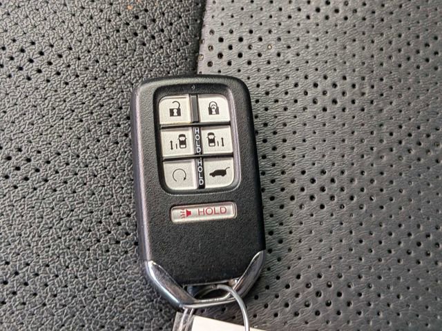 Used 2023 Honda Odyssey Elite image 31
