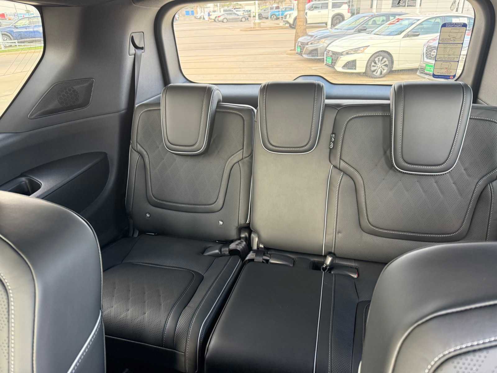 New 2026 INFINITI QX80 Autograph w/ Premium Cargo Package image 24