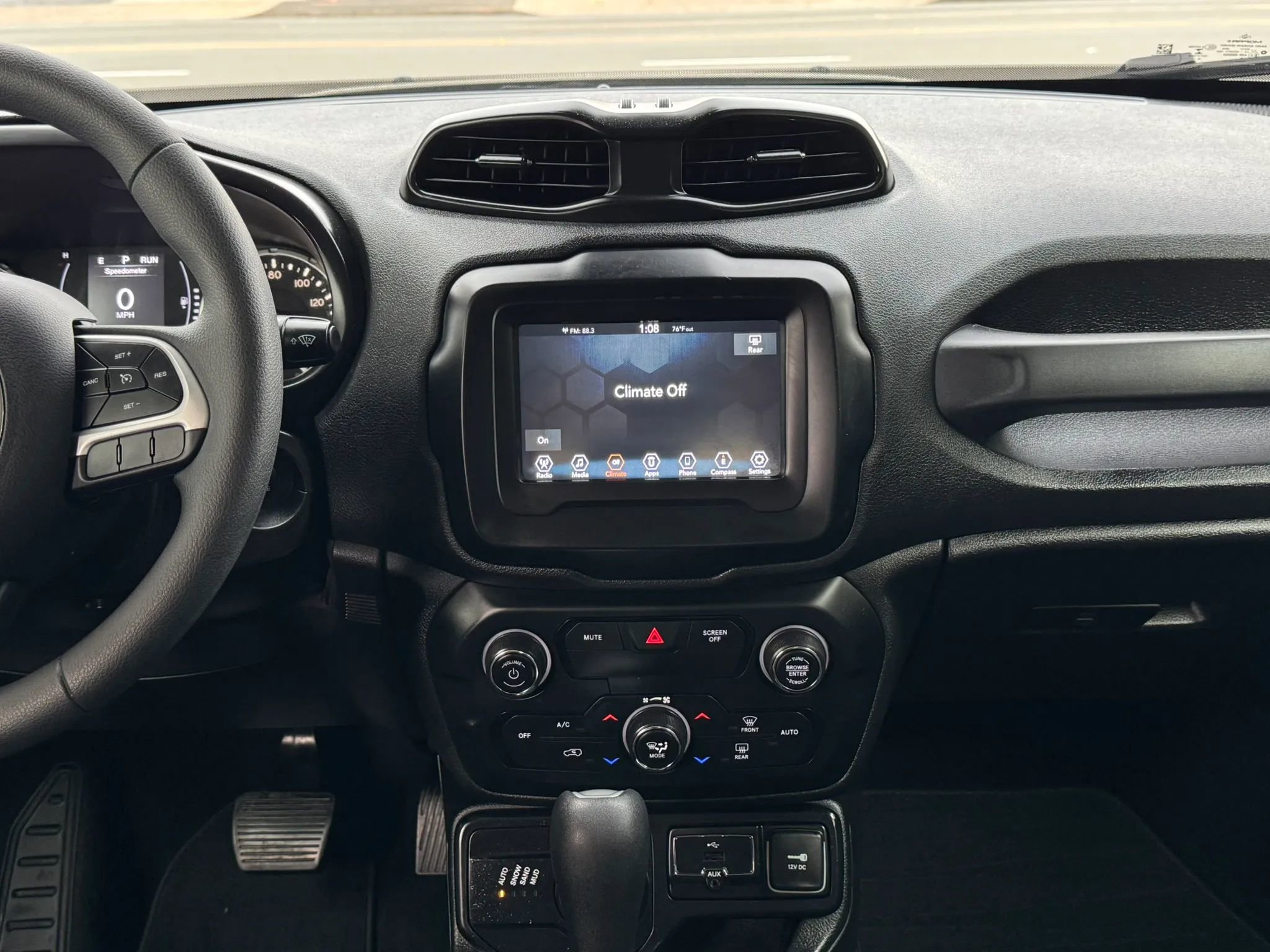 Used 2018 Jeep Renegade Sport w/ Power & Air Group AWD/4WD image 23