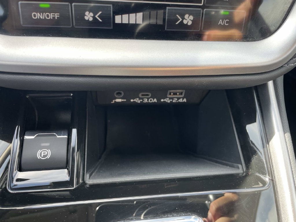 Used 2025 Subaru Legacy Limited AWD/4WD image 31