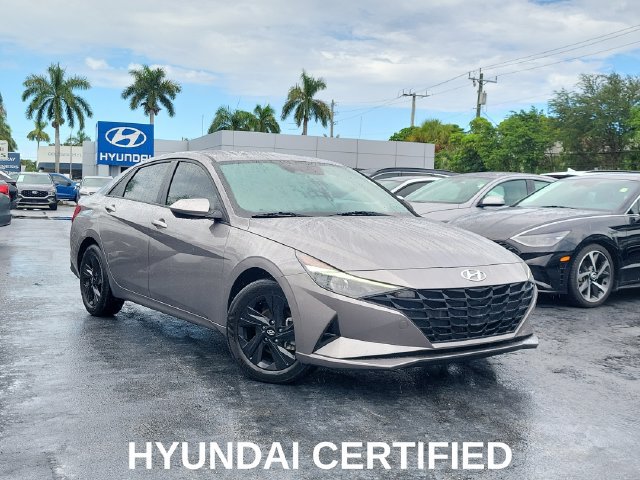 Certified 2023 Hyundai Elantra SEL FWD image 32