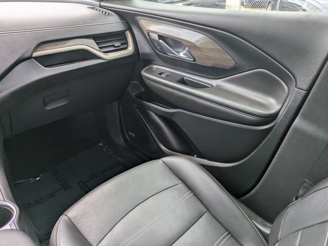 Used 2023 GMC Terrain Denali w/ Denali Premium Package AWD/4WD image 15