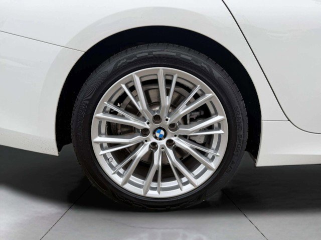 Used 2023 BMW 330i xDrive Sedan w/ Driving Assistance Package image 52