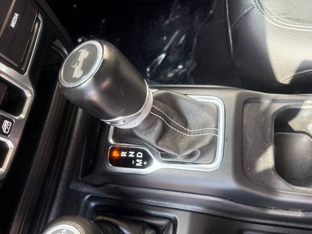 Used 2022 Jeep Wrangler Unlimited Sahara w/ Cold Weather Group image 19