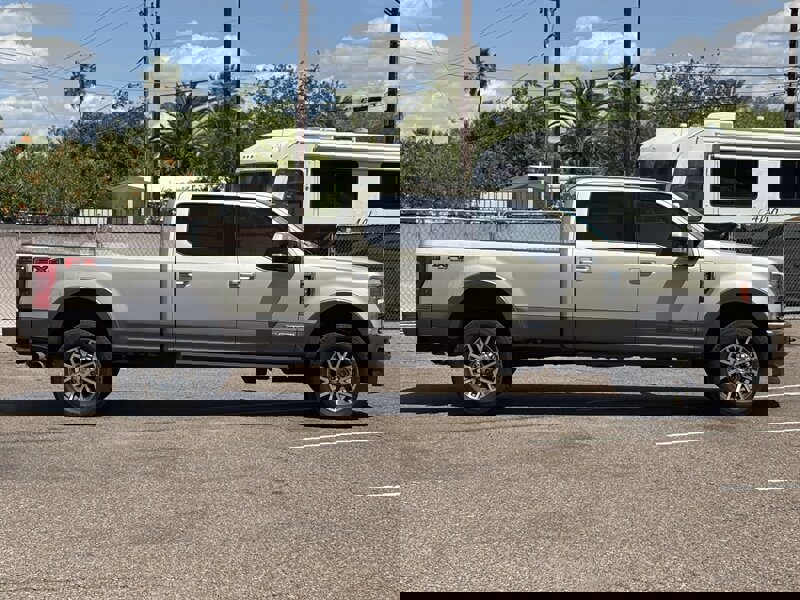 Used 2018 Ford F350 King Ranch w/ King Ranch Ultimate Package image 2