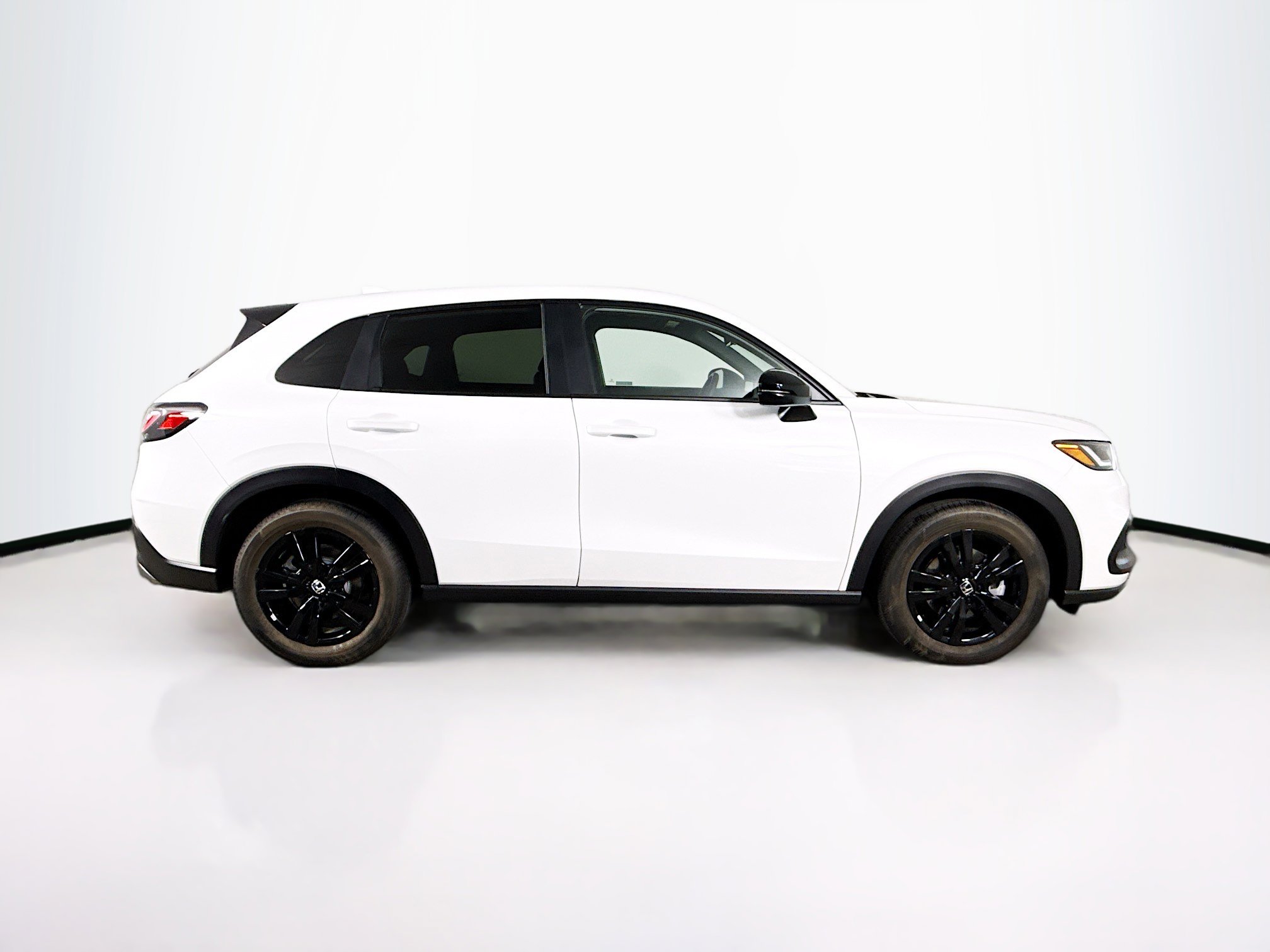 Certified 2026 Honda HR-V Sport image 2