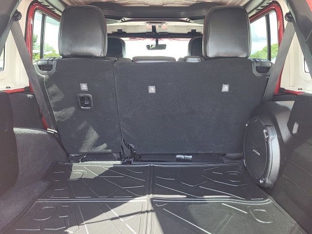 Used 2021 Jeep Wrangler Unlimited Sahara w/ Uconnect 4C Nav & Sound Group image 12