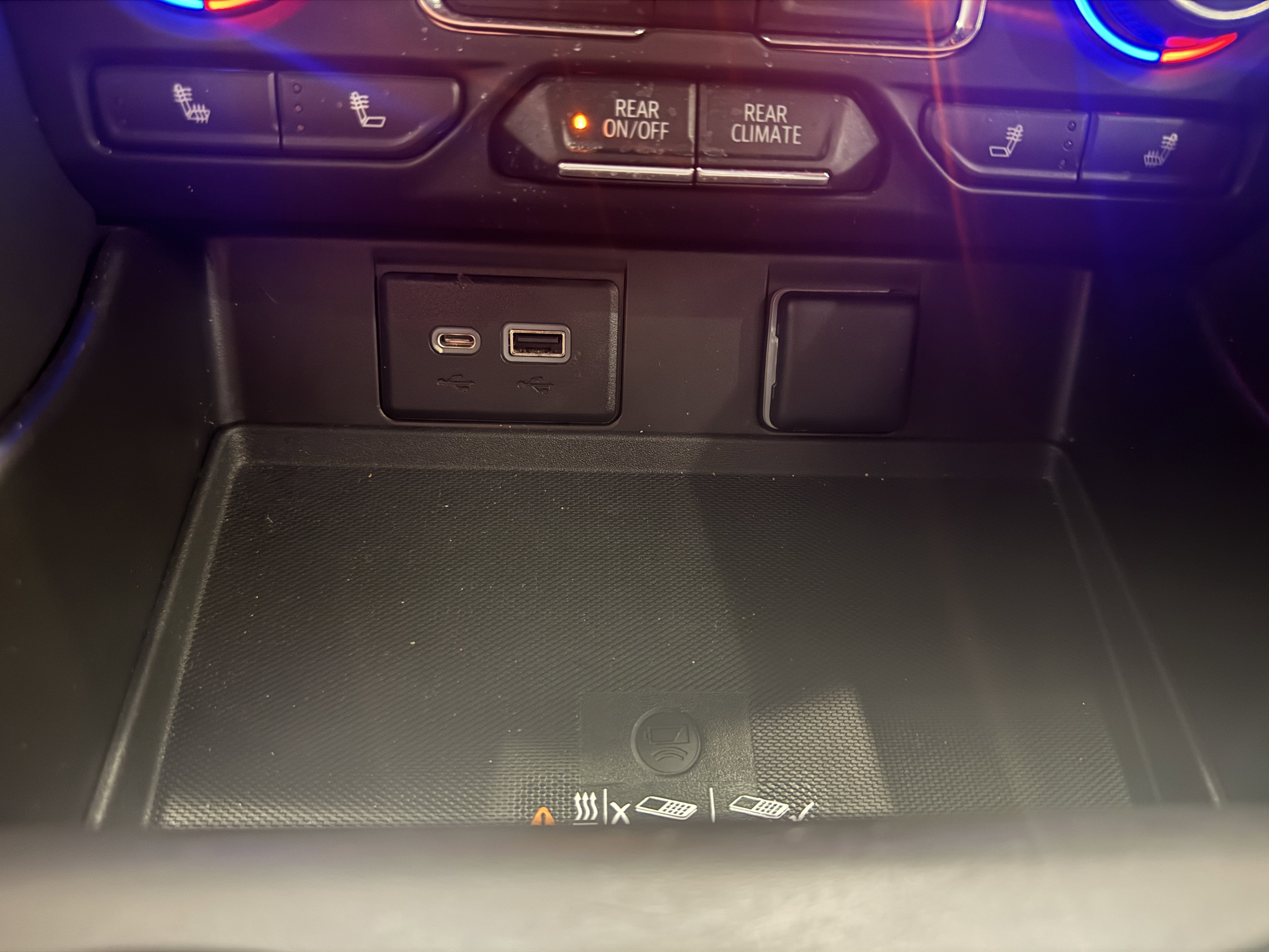 Used 2022 Chevrolet Suburban Z71 w/ Z71 Off-Road Package image 26