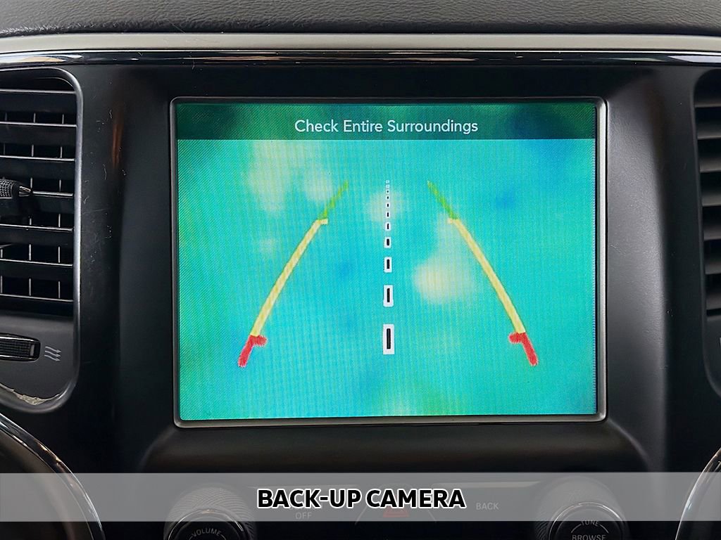 Used 2017 Jeep Grand Cherokee Altitude image 3