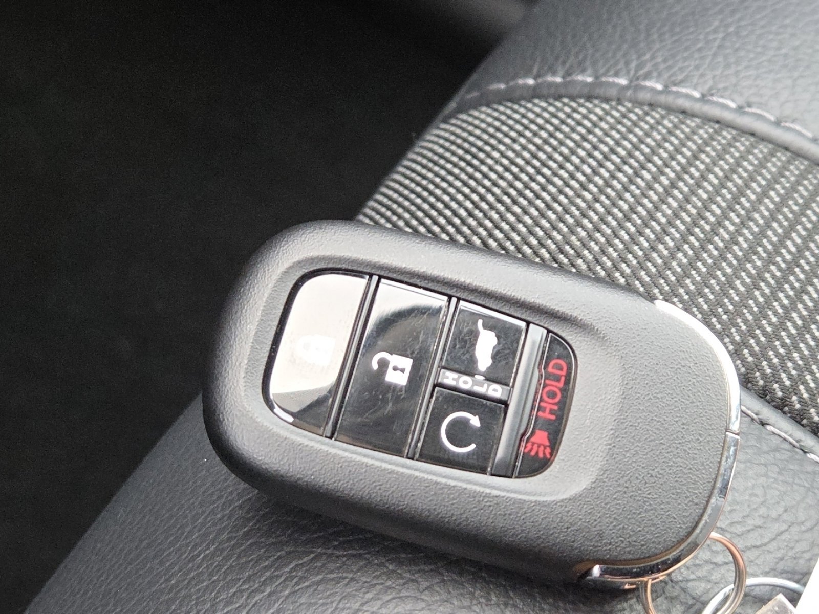 Used 2025 Honda Pilot EX-L image 34