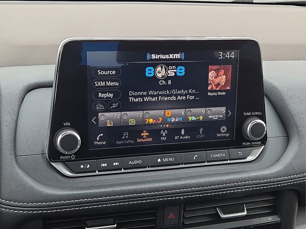 Used 2023 Nissan Rogue SV w/ SV Premium B Package image 28