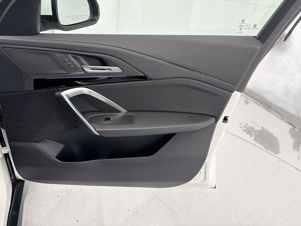 Certified 2025 BMW X1 xDrive28i w/ Convenience Package image 23