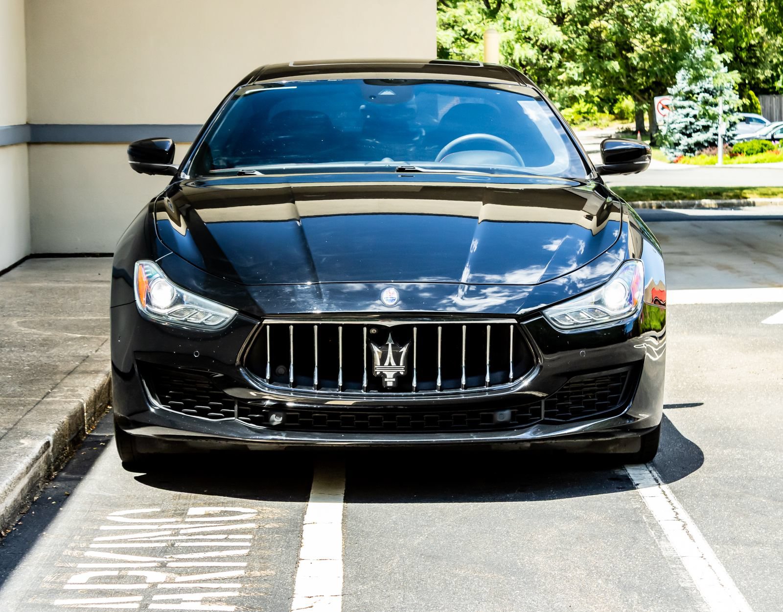 Used 2020 Maserati Ghibli S Q4 AWD/4WD image 2