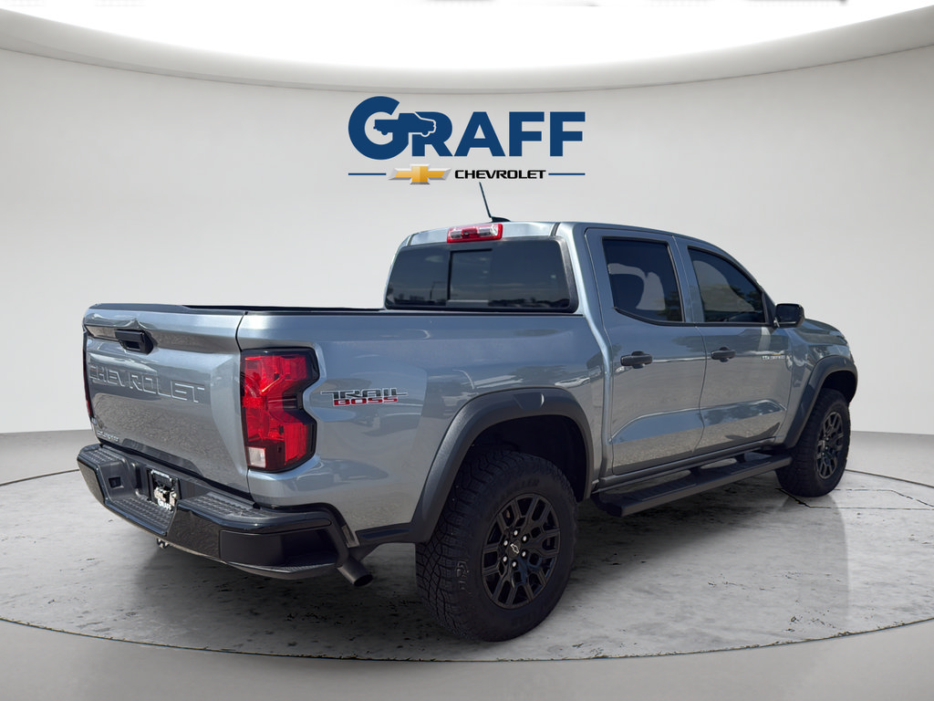 Used 2024 Chevrolet Colorado Trail Boss AWD/4WD image 8