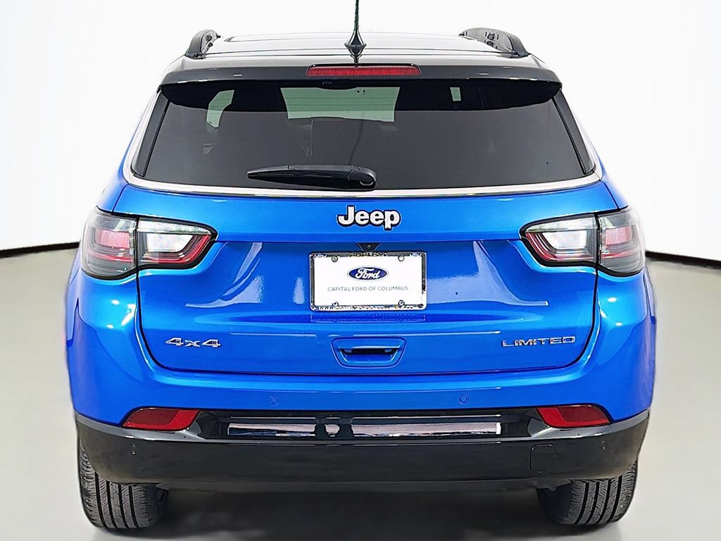 Used 2025 Jeep Compass Limited w/ Elite Group AWD/4WD image 16