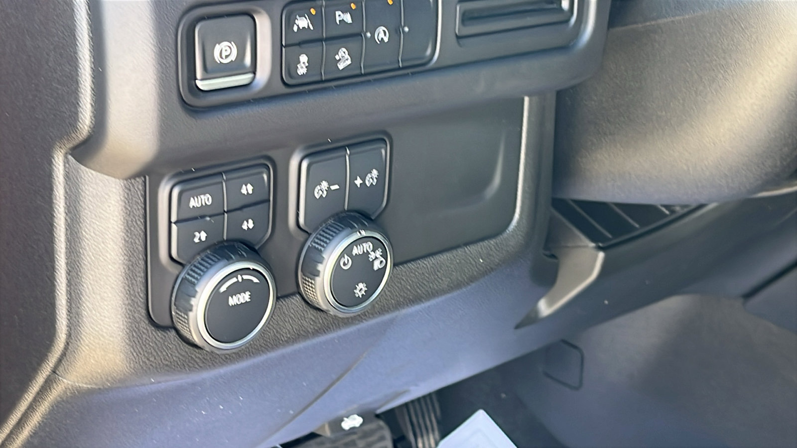 Certified 2023 Chevrolet Tahoe Z71 image 13