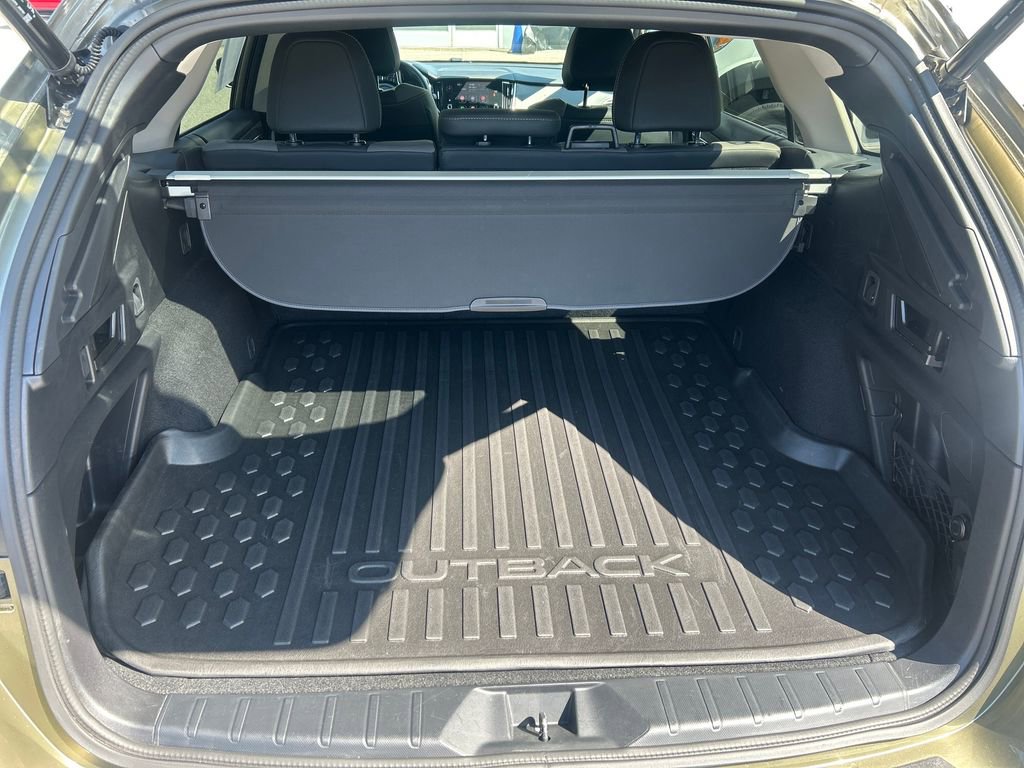 Used 2023 Subaru Outback Onyx Edition image 24