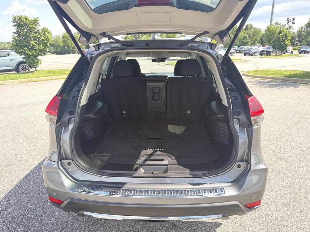 Used 2020 Nissan Rogue SV AWD/4WD image 28