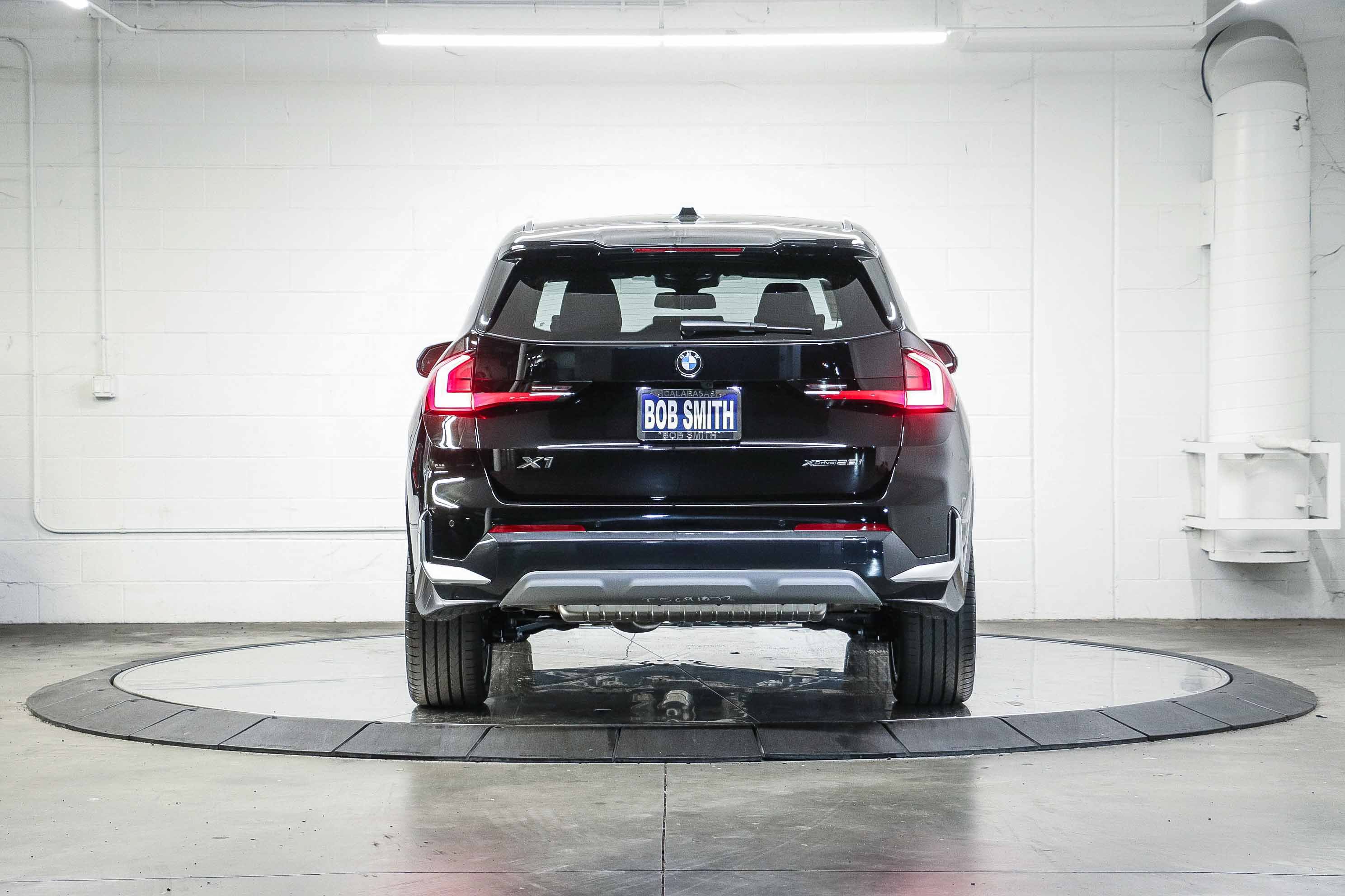 New 2026 BMW X1 xDrive28i w/ Technology Package AWD/4WD image 6