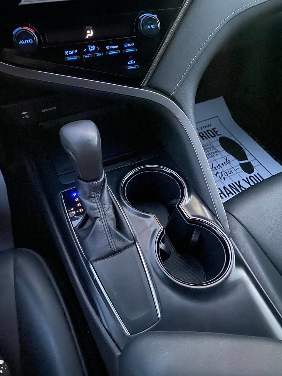 Used 2019 Toyota Camry SE image 29