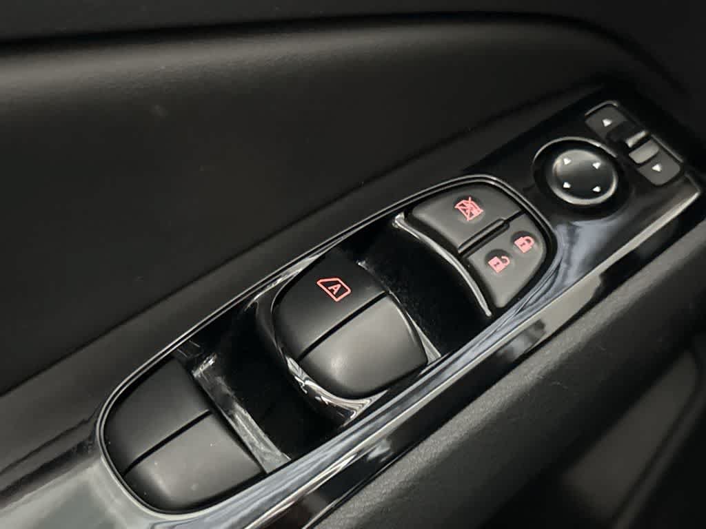 Used 2023 Nissan Altima 2.5 SV FWD image 17