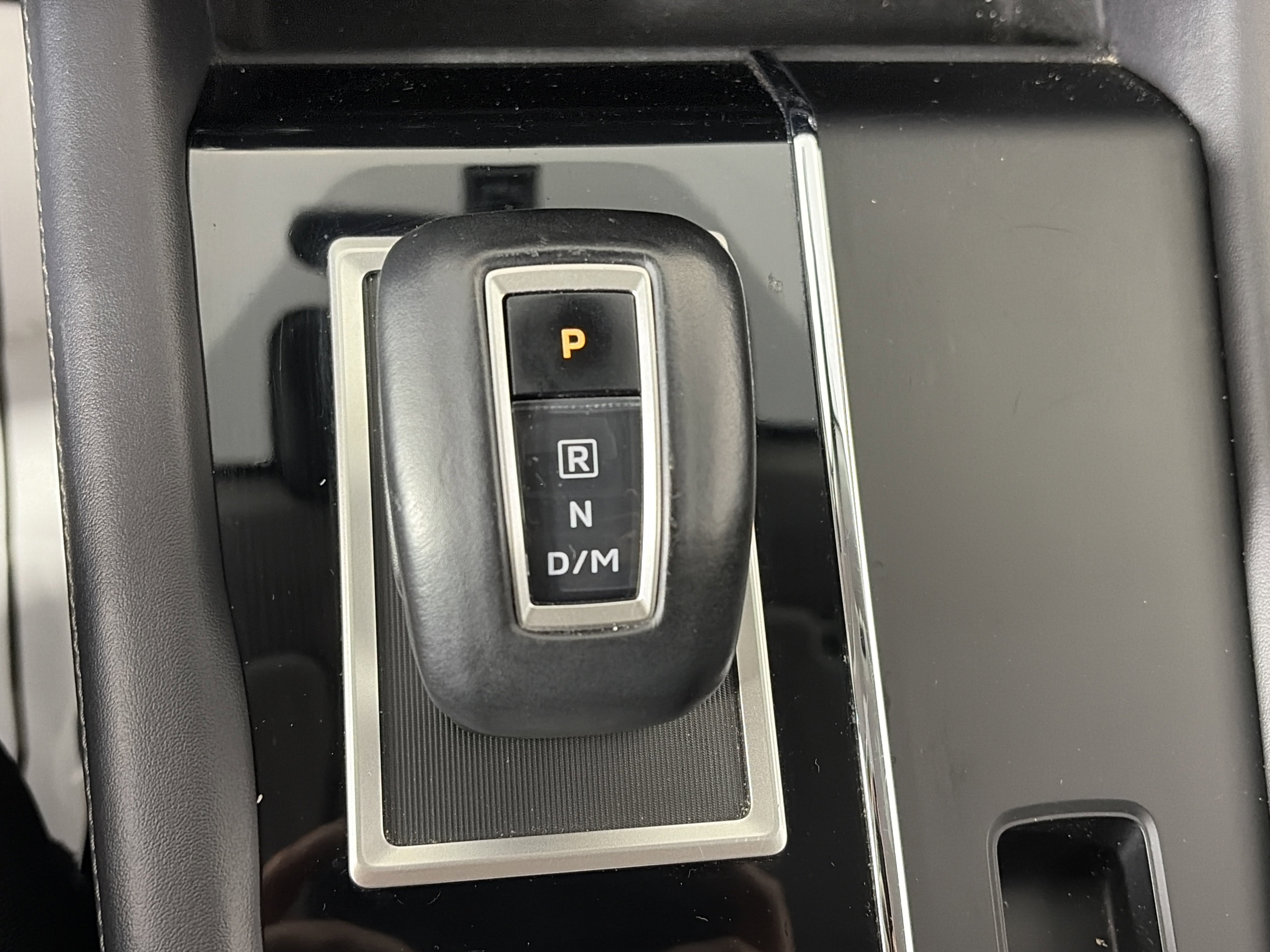Used 2024 Mitsubishi Outlander SE FWD image 28