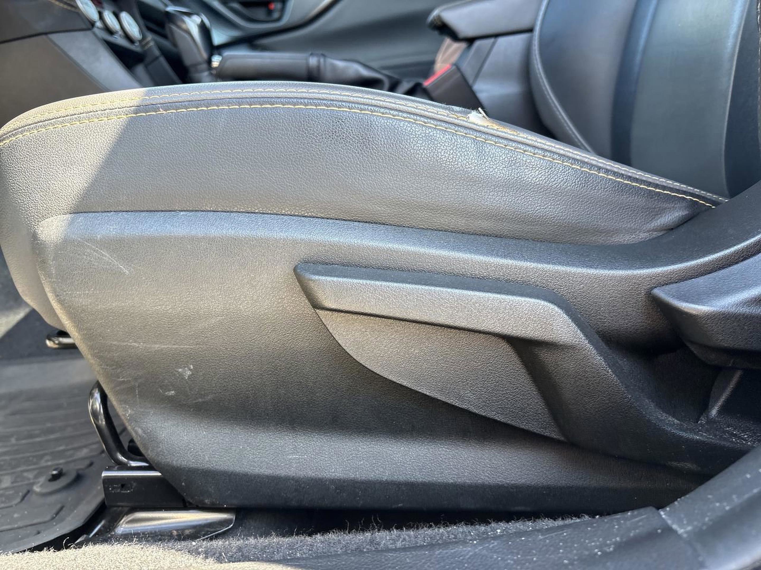 Used 2021 Subaru Crosstrek 2.5i Sport w/ Moonroof Package image 15