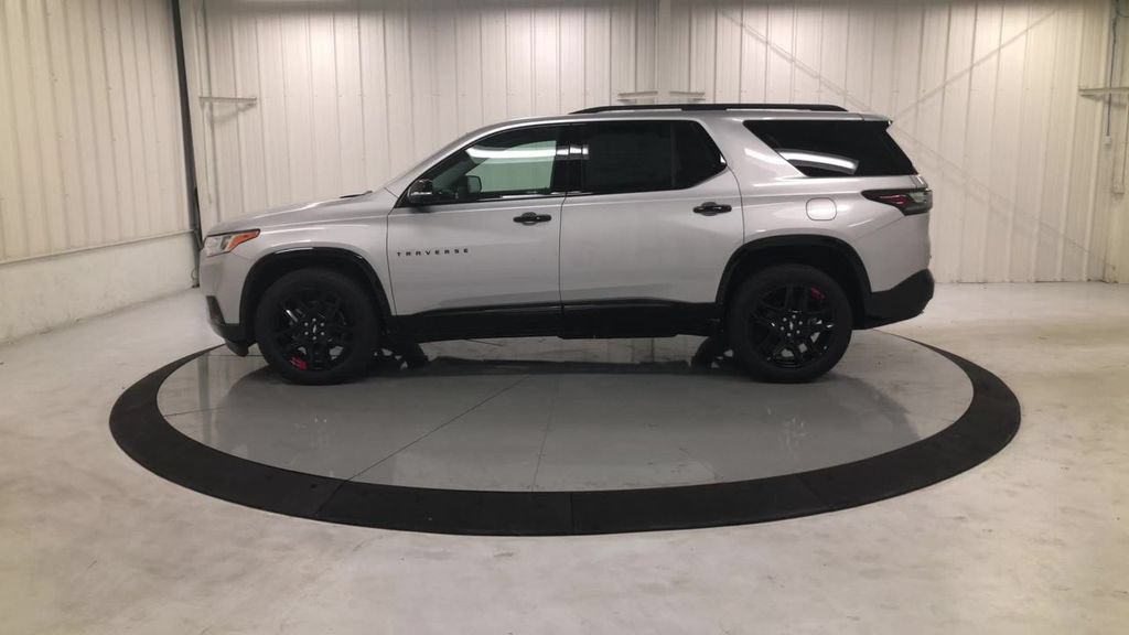 Used 2020 Chevrolet Traverse Premier w/ Redline Edition AWD/4WD image 5