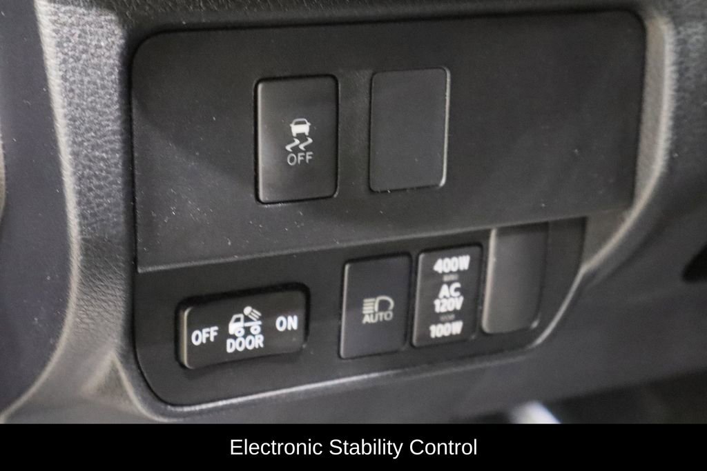 Used 2021 Toyota Tacoma TRD Off-Road w/ Technology Package image 19