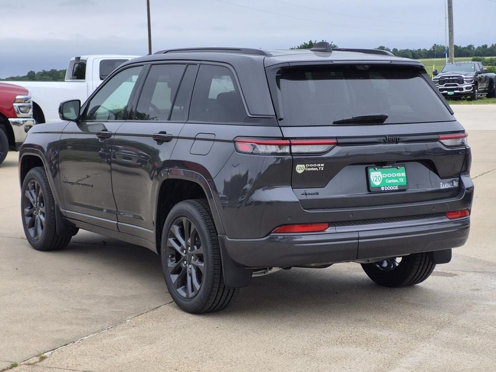 New 2026 Jeep Grand Cherokee Limited AWD/4WD image 4