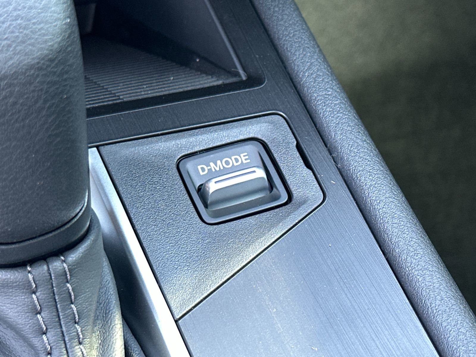 New 2026 Nissan Kicks S image 31