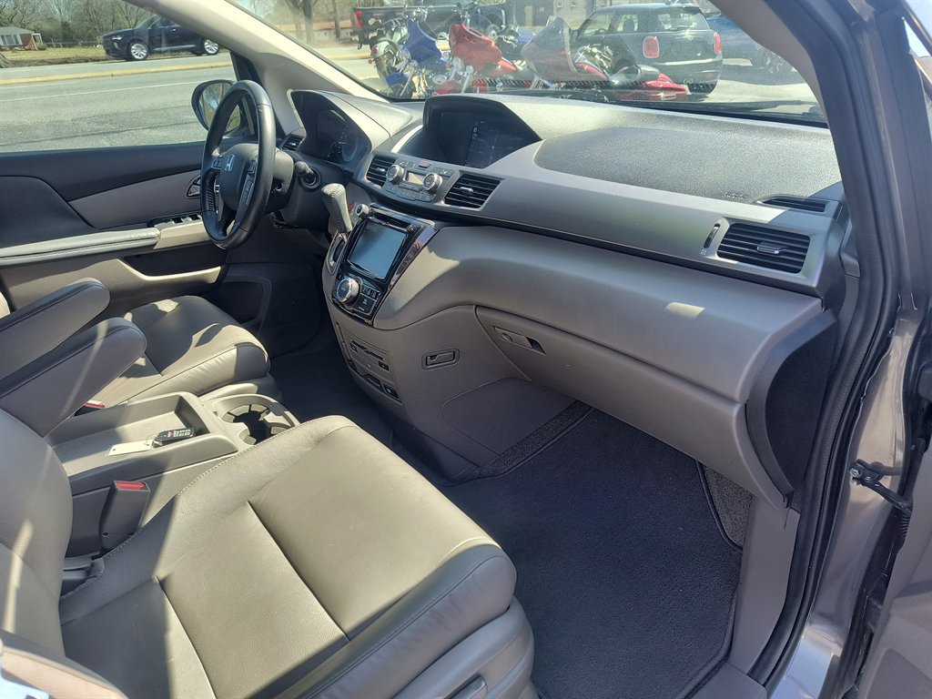 Used 2014 Honda Odyssey Touring image 20