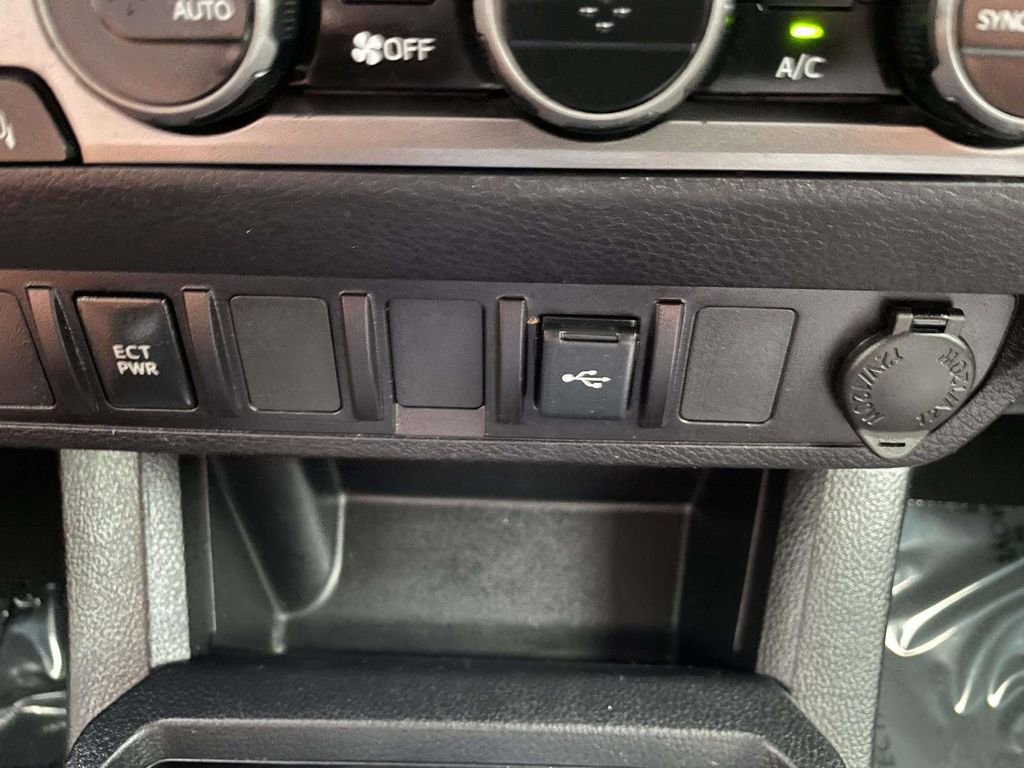 Used 2021 Toyota Tacoma SR AWD/4WD image 34