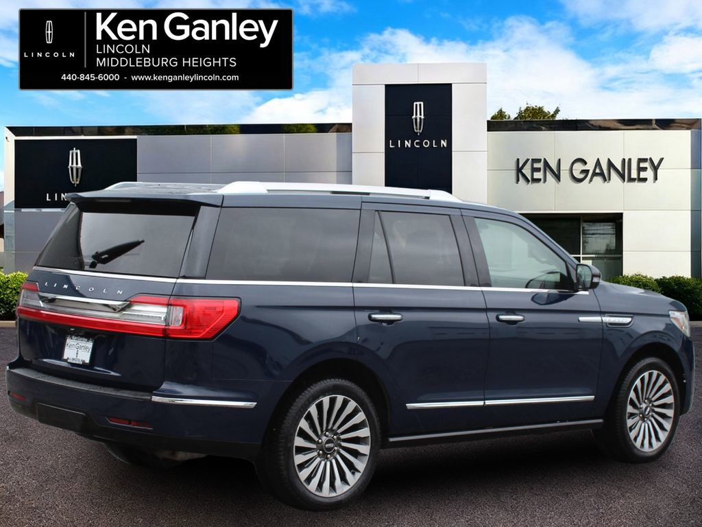 Used 2019 Lincoln Navigator Reserve AWD/4WD image 7