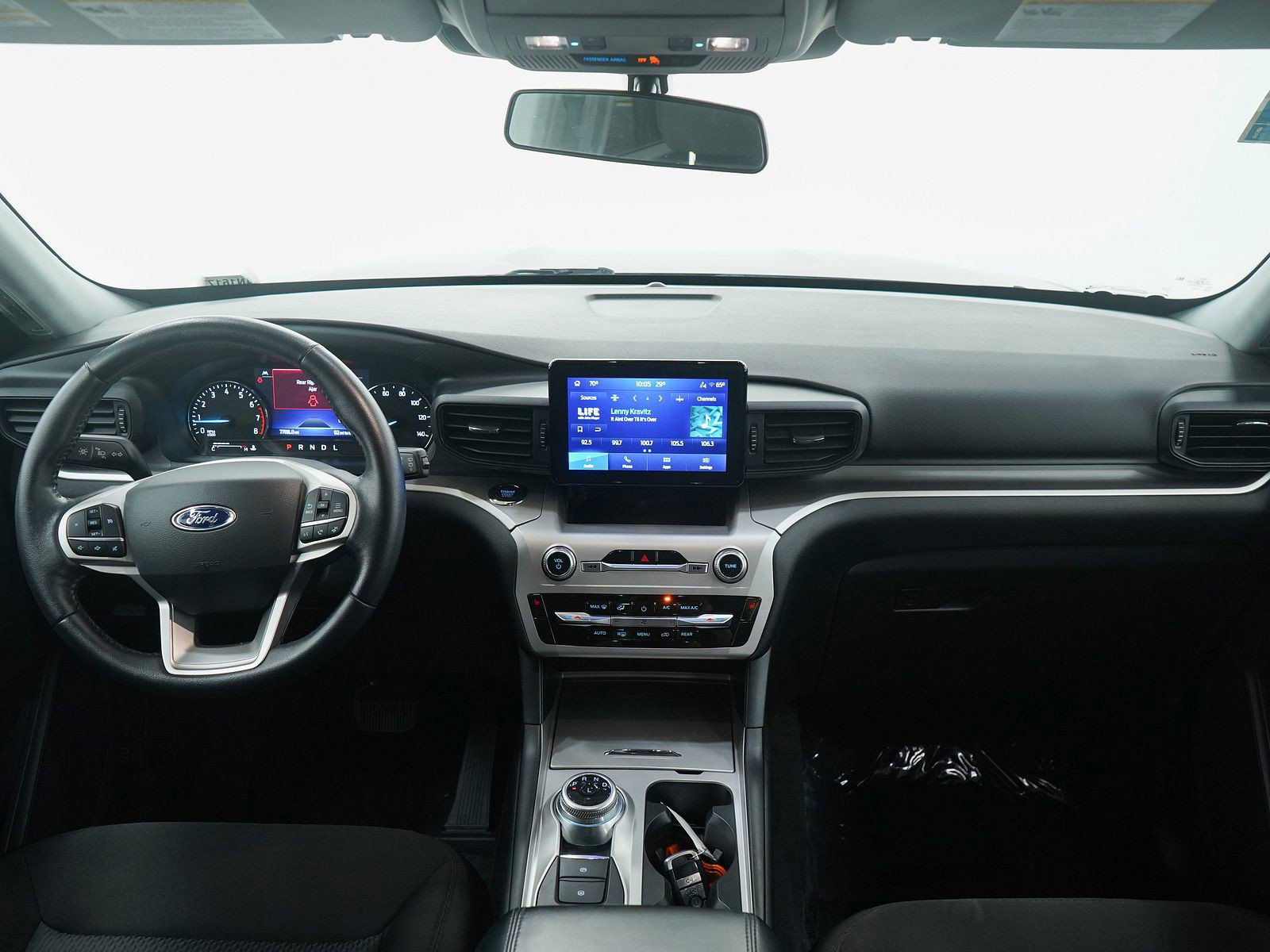 Used 2022 Ford Explorer XLT w/ Class IV Trailer Tow Package image 15