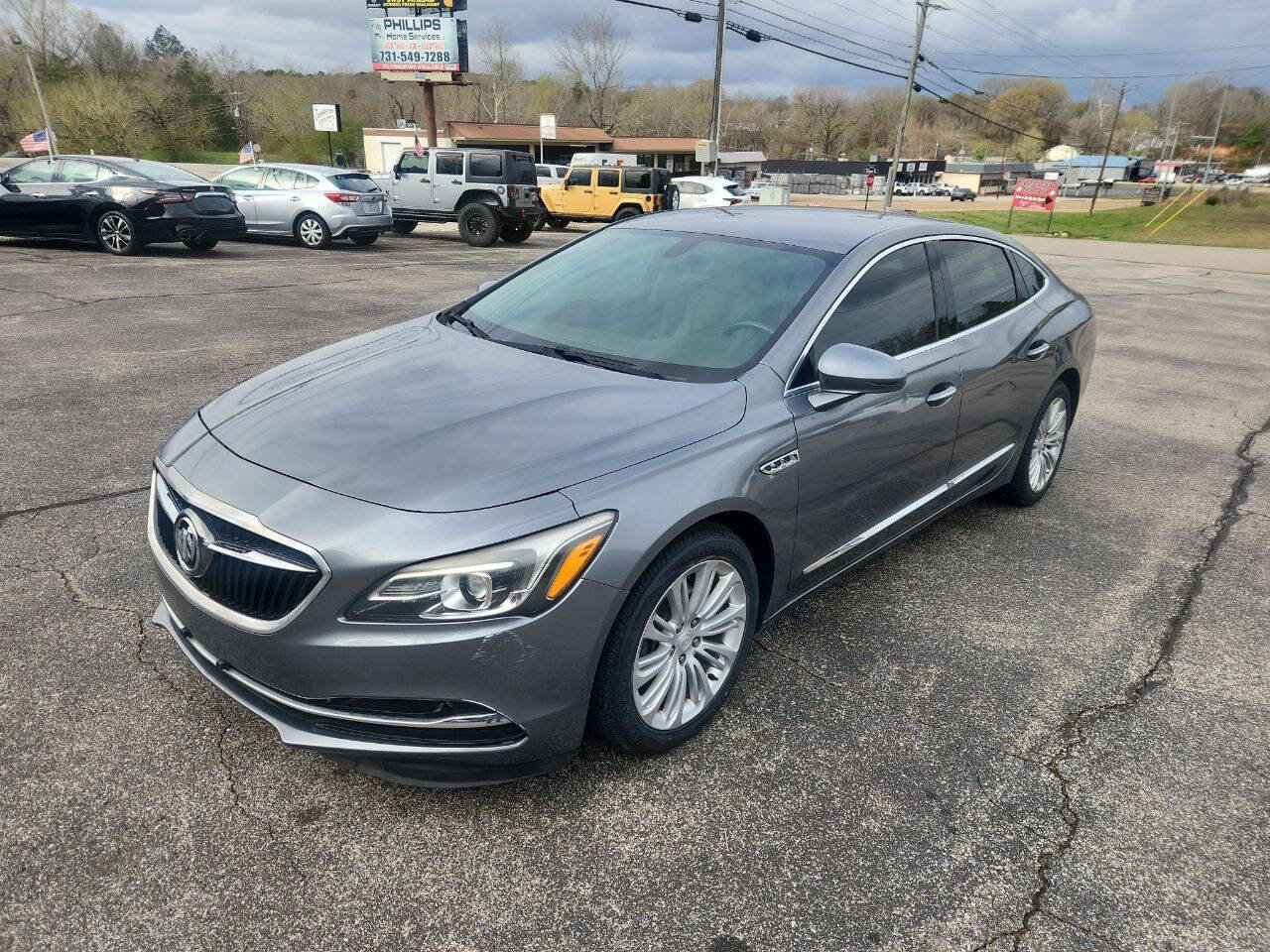 Used 2019 Buick LaCrosse Preferred FWD image 4