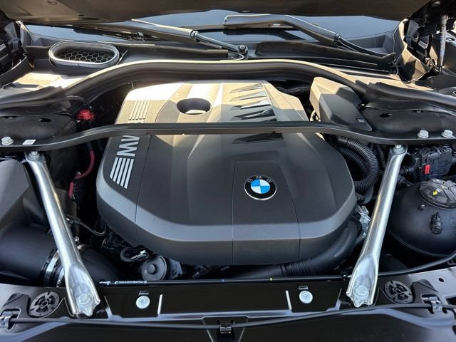 Used 2026 BMW 740i RWD image 30