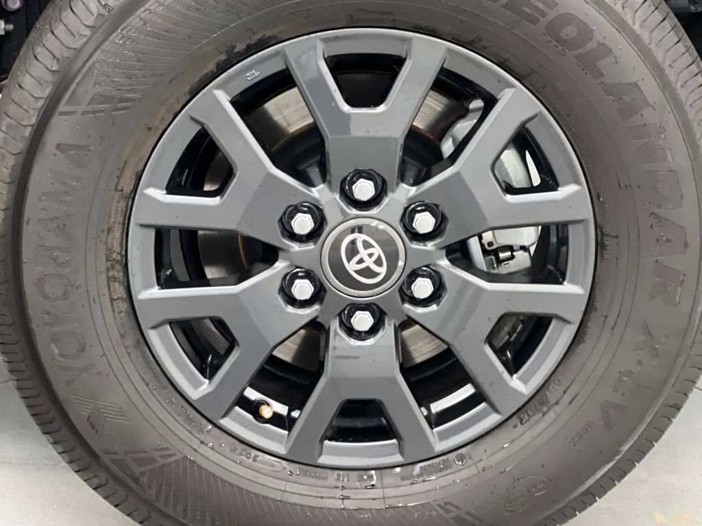 Used 2025 Toyota 4Runner SR5 image 56