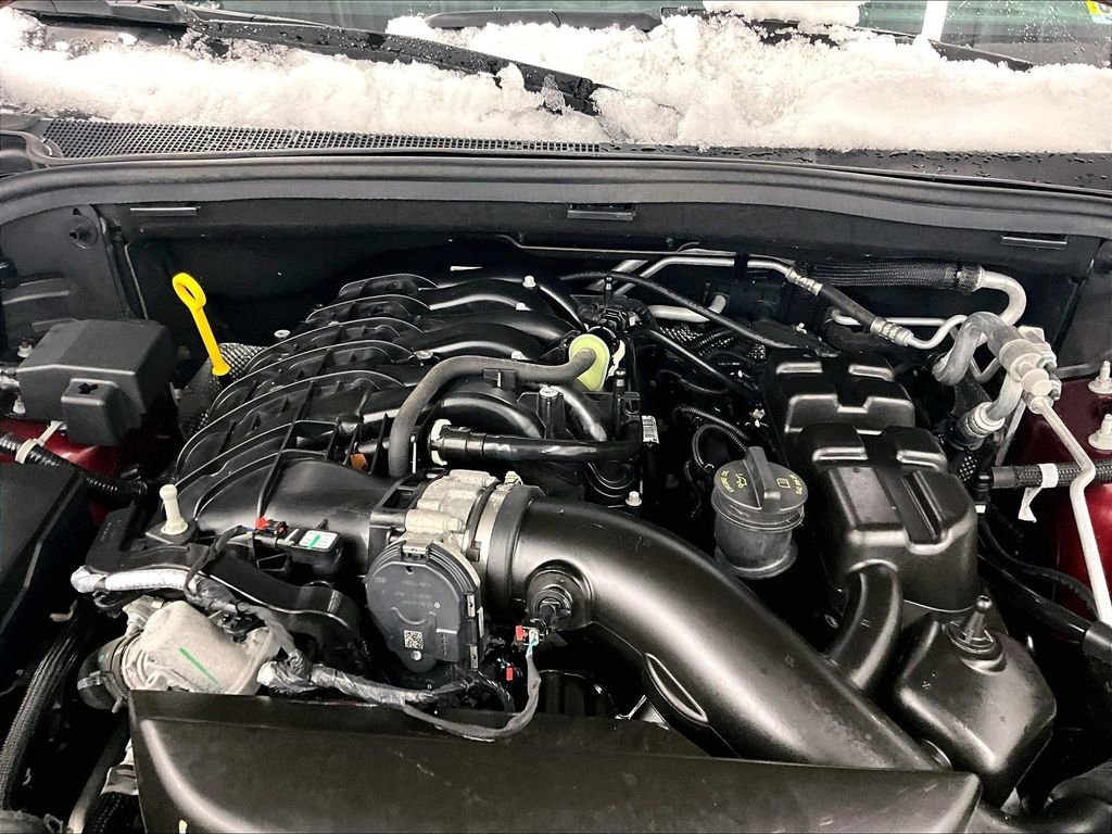 Used 2022 Dodge Durango GT image 34