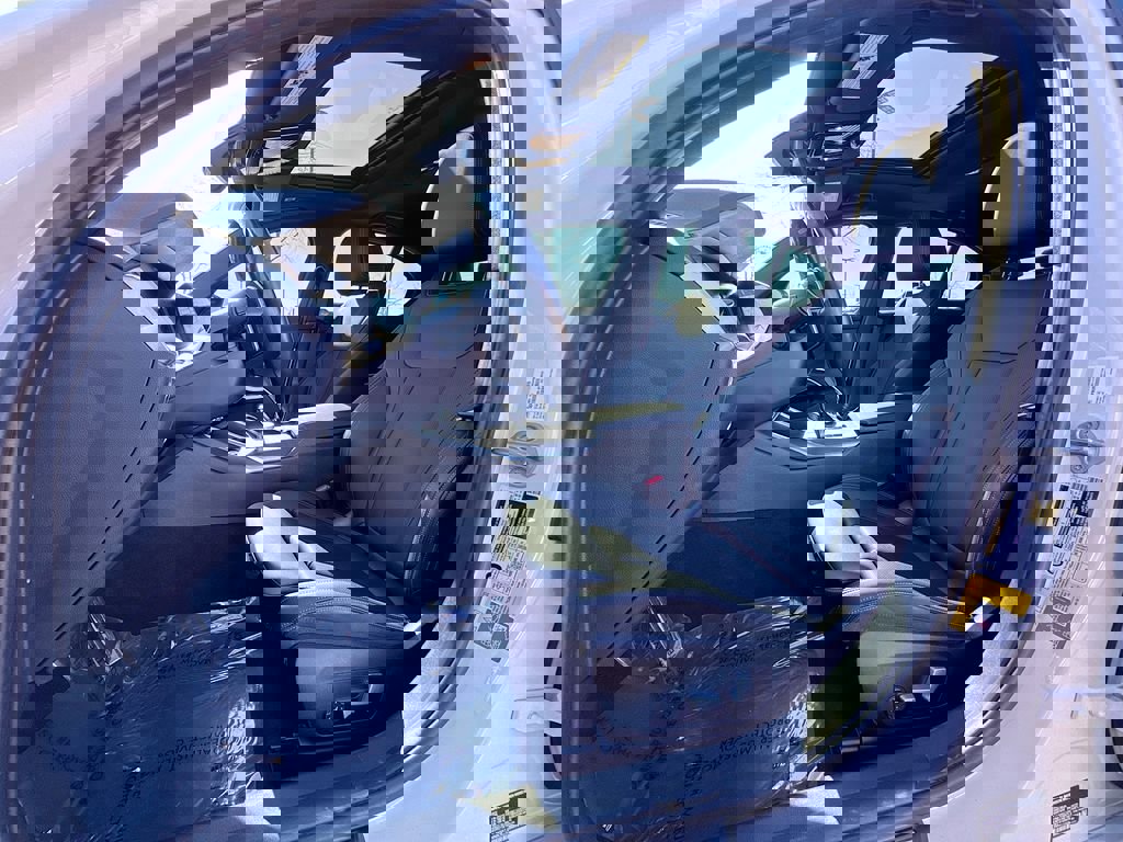 Used 2022 BMW 330e 330e iPerformance w/ M Sport Package image 19