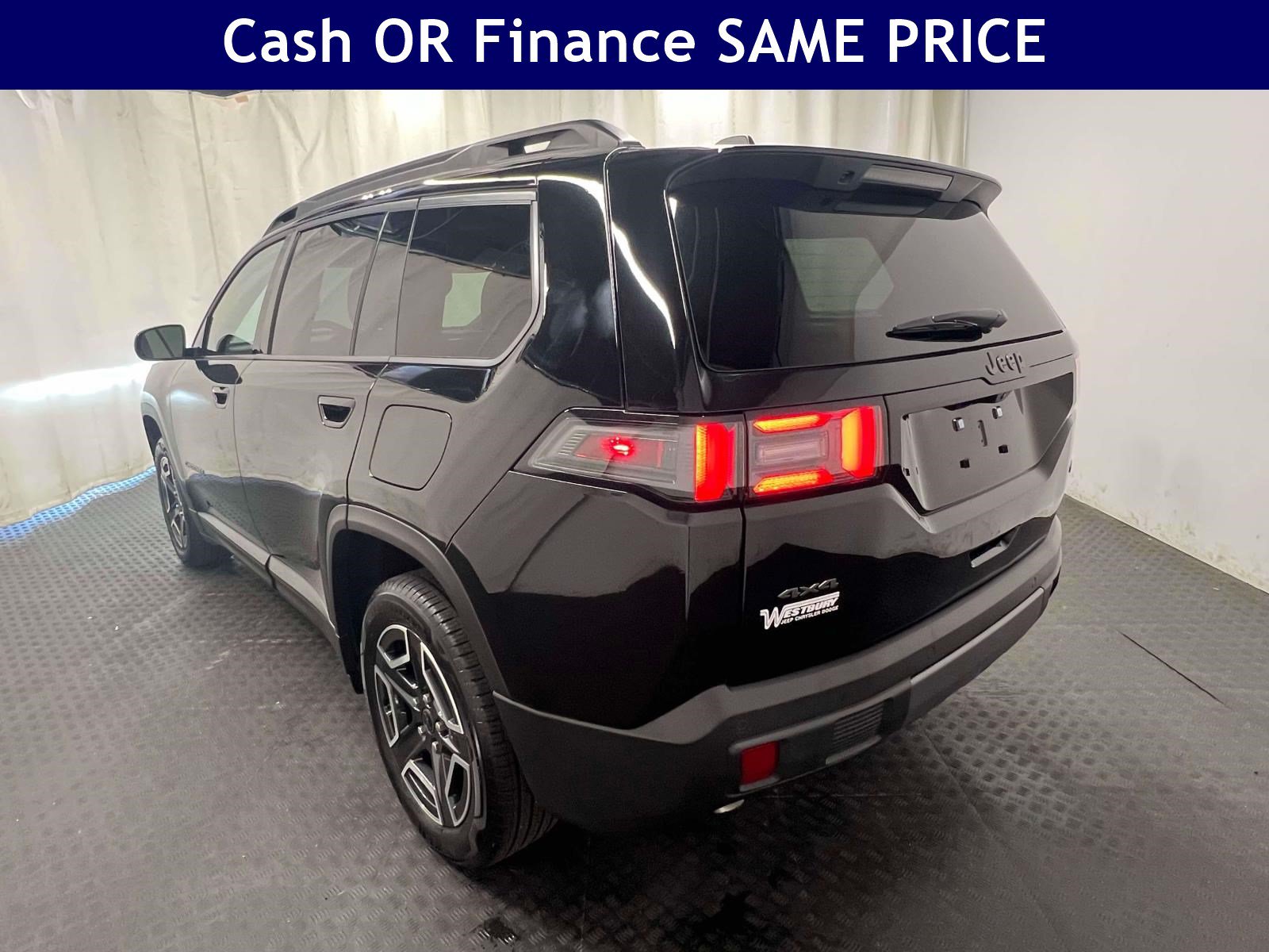 Used 2026 Jeep Cherokee Laredo AWD/4WD image 8