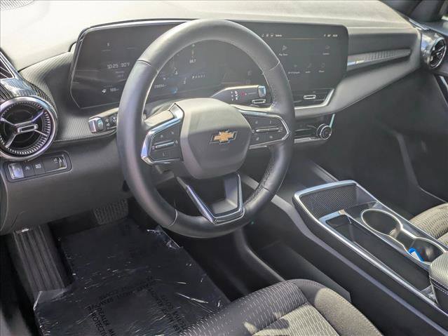 Used 2025 Chevrolet Equinox LT w/ Safety and Technology Package FWD image 10