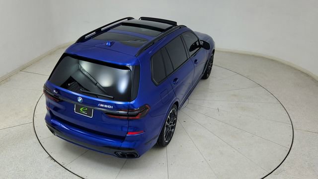 Used 2025 BMW X7 M60i image 90