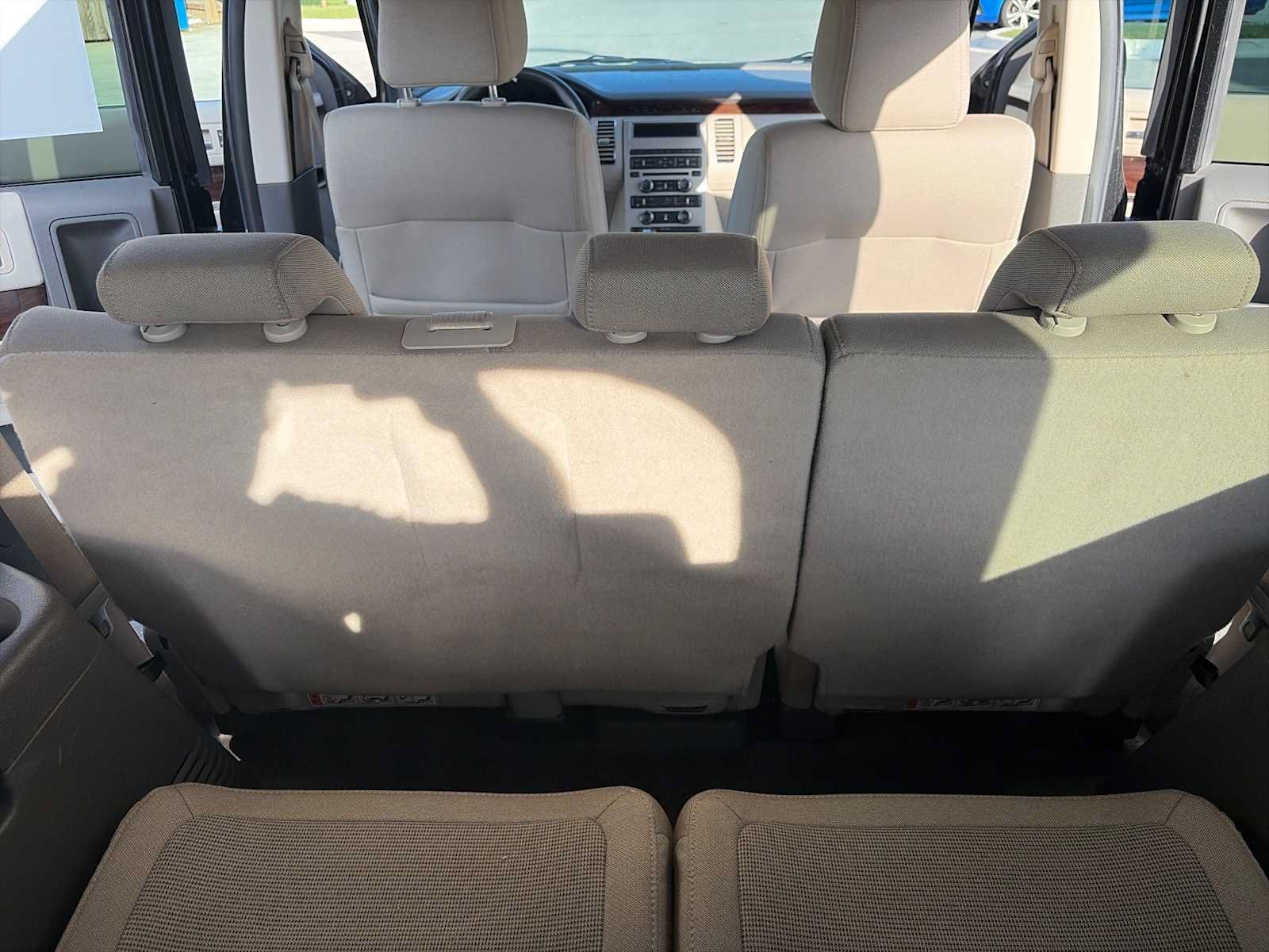 Used 2011 Ford Flex SEL w/ Rapid Spec Order Code FWD image 23